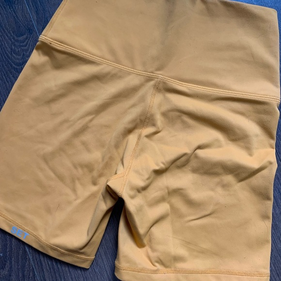 Orange Set Active XS Gym Athletic Shorts - Picture 5 of 5